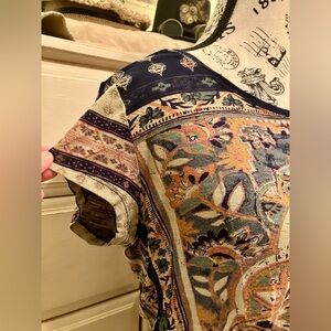 Lucky Brand Top Womens Medium Blue Multicolor Persian Carpet Tee Casual